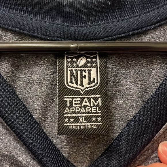 NFL Houston Texans Gray and Blue Men's Shirt size XL - Picture 2 of 8